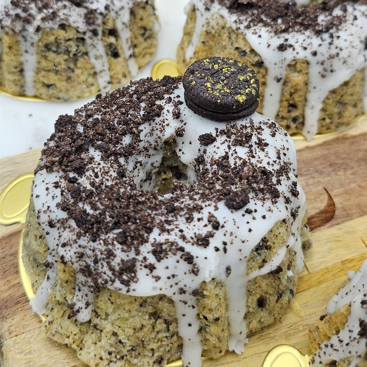 Cookies & Cream Bundt Cake